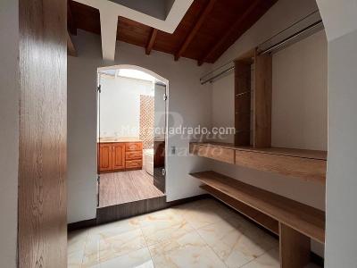 Apartamento de 3 alcobas en arriendo en El Poblado, Medellín, 170 m² · foto 12 de 20