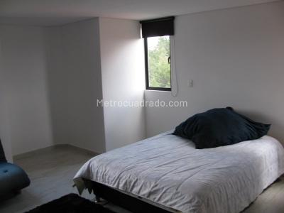 Apartamento de 2 alcobas en venta en Laureles 1, Rionegro, 78 m² · foto 3 de 16