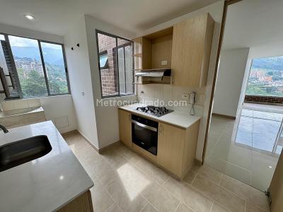 Apartamento de 3 alcobas en venta en Camino Verde, Envigado, 85 m² · foto 5 de 20