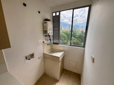 Apartamento de 3 alcobas en venta en Camino Verde, Envigado, 85 m² · foto 6 de 20