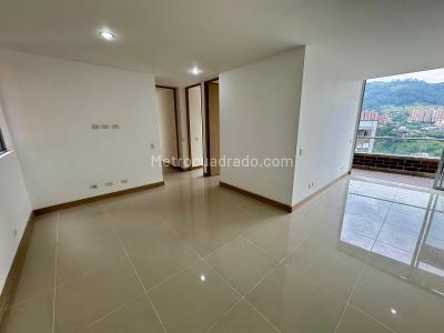 Apartamento de 3 alcobas en venta en Camino Verde, Envigado, 85 m² · foto 7 de 20