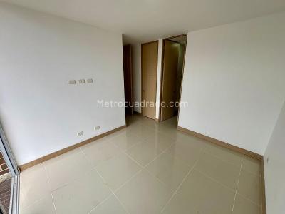 Apartamento de 3 alcobas en venta en Camino Verde, Envigado, 85 m² · foto 14 de 20