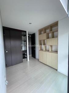 Apartamento en arriendo en Loma De Las Brujas, Envigado · foto 6 de 14
