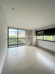 Apartamento en arriendo en Loma De Las Brujas, Envigado · foto 7 de 14