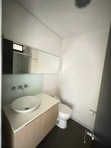 Apartamento en arriendo en Loma De Las Brujas, Envigado · foto 9 de 14