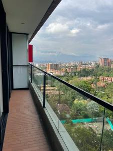 Apartamento en arriendo en Loma De Las Brujas, Envigado · foto 10 de 14