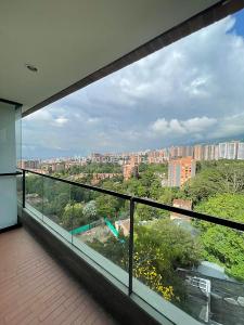 Apartamento en arriendo en Loma De Las Brujas, Envigado · foto 11 de 14