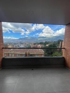 Apartamento de 2 alcobas en venta en Las Casitas, Envigado, 70 m² · foto 7 de 12