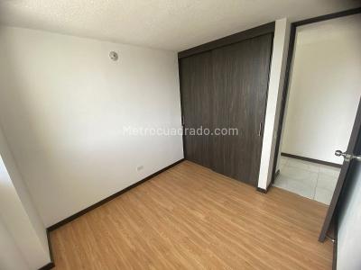 Apartamento en arriendo en Los Colegios, Rionegro · foto 5 de 9