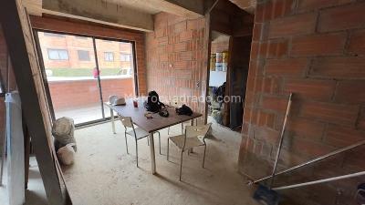 Apartamento en venta en San Antonio De Prado, Medellín · foto 8 de 20