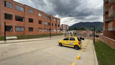 Apartamento en venta en San Antonio De Prado, Medellín · foto 15 de 20