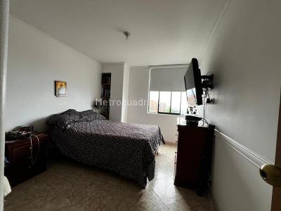 Apartamento de 3 alcobas en arriendo en El Poblado, Medellín, 147 m² · foto 13 de 20