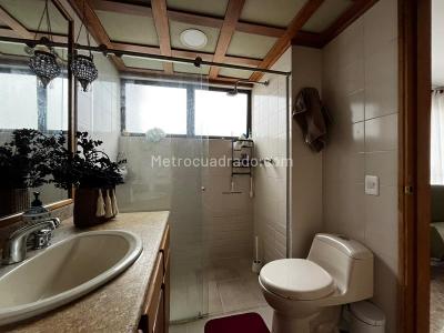 Apartamento de 3 alcobas en arriendo en El Poblado, Medellín, 147 m² · foto 17 de 20