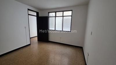 Apartamento de 4 alcobas en venta en Conquistadores, Medellín, 237 m² · foto 4 de 20