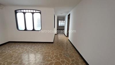 Apartamento de 4 alcobas en venta en Conquistadores, Medellín, 237 m² · foto 13 de 20