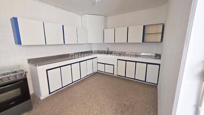 Apartamento de 4 alcobas en venta en Conquistadores, Medellín, 237 m² · foto 15 de 20