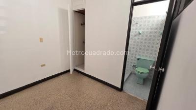 Apartamento de 4 alcobas en venta en Conquistadores, Medellín, 237 m² · foto 20 de 20