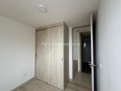 Apartamento de 3 alcobas en venta en Alto Bonito, Rionegro, 63 m² · foto 8 de 14