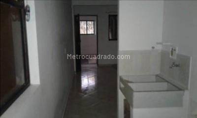 Apartamento en venta en La Candelaria, Medellín · foto 2 de 10