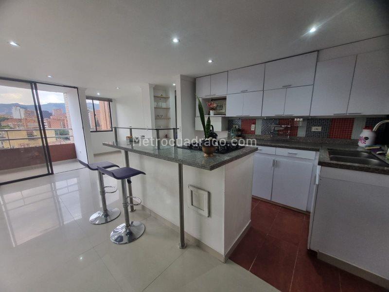 Spectacular 5BR Penthouse in Velodromo - 3