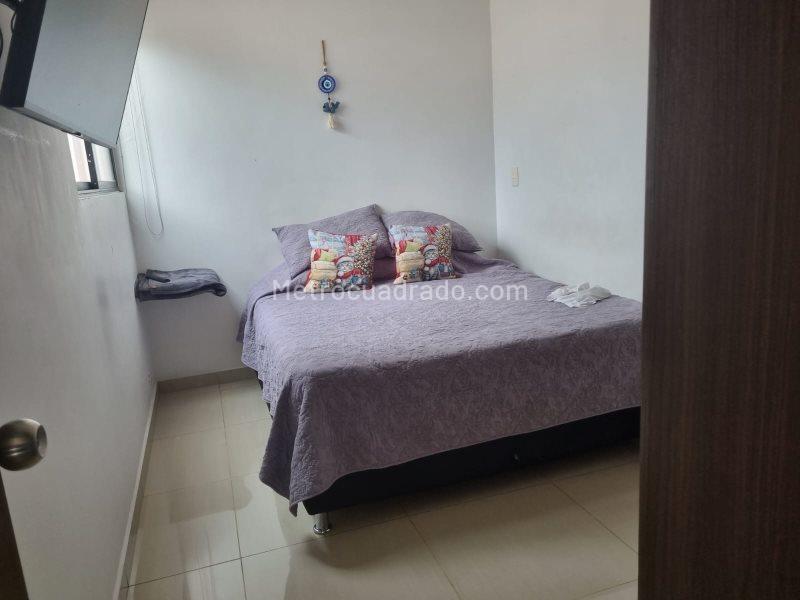 Spectacular 5BR Penthouse in Velodromo - 8