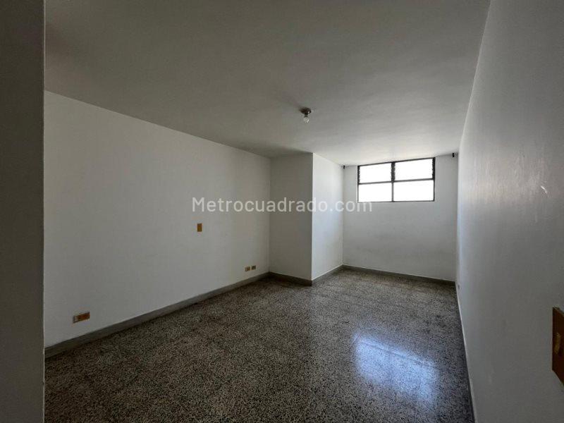 3BR Apartment Near Floresta Station - 6
