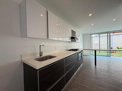 Casa de 3 alcobas en venta en Barro Blanco, Rionegro, 290 m² · foto 3 de 18