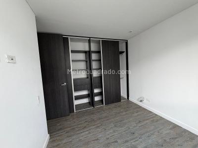 Casa de 3 alcobas en venta en Barro Blanco, Rionegro, 290 m² · foto 9 de 18