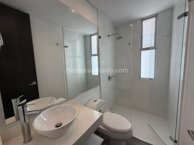 Casa de 3 alcobas en venta en Barro Blanco, Rionegro, 290 m² · foto 12 de 18