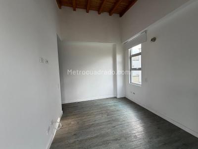 Casa de 3 alcobas en venta en Barro Blanco, Rionegro, 290 m² · foto 16 de 18