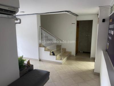 Casa de 3 alcobas en venta en Laureles, Medellín, 276 m² · foto 5 de 16