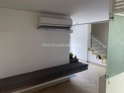 Casa de 3 alcobas en venta en Laureles, Medellín, 276 m² · foto 6 de 16