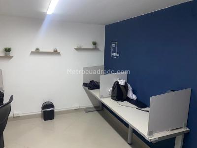 Casa de 3 alcobas en venta en Laureles, Medellín, 276 m² · foto 7 de 16