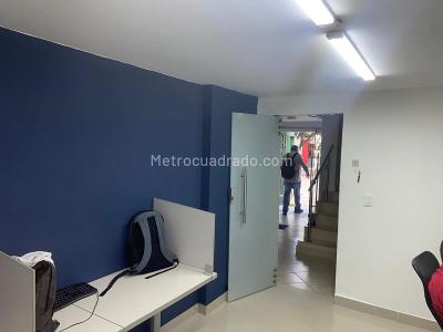 Casa de 3 alcobas en venta en Laureles, Medellín, 276 m² · foto 8 de 16