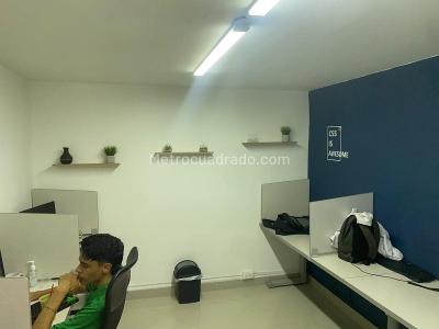 Casa de 3 alcobas en venta en Laureles, Medellín, 276 m² · foto 9 de 16
