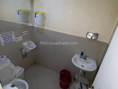 Casa de 3 alcobas en venta en Laureles, Medellín, 276 m² · foto 11 de 16