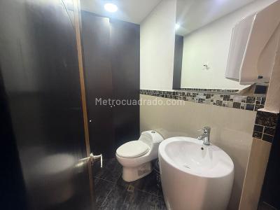 Casa de 5 alcobas en venta en Laureles, Medellín, 280 m² · foto 5 de 20