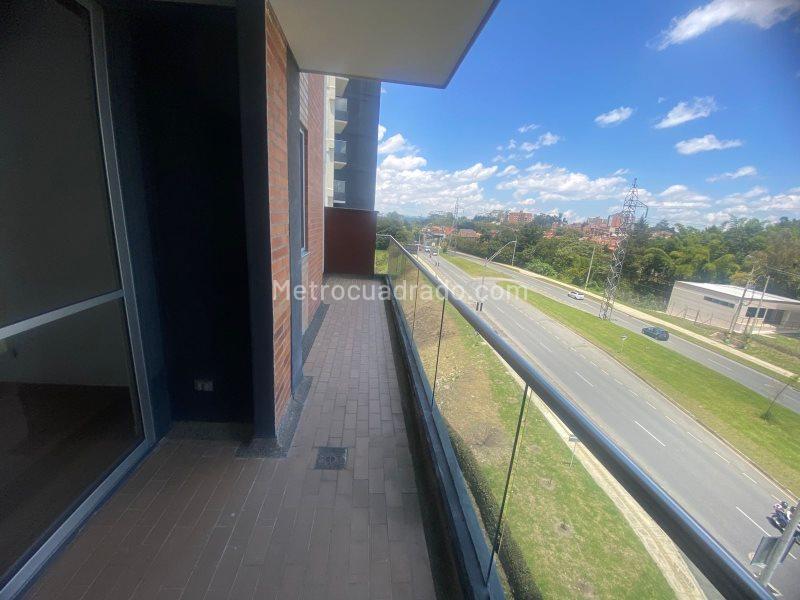 Apartamento en Arriendo, San Antonio De Pereira, Rionegro - 2