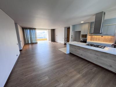 Apartamento de 3 alcobas en arriendo en El Poblado, Medellín, 202 m² · foto 4 de 20