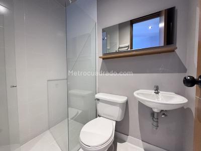 Apartamento de 3 alcobas en arriendo en El Poblado, Medellín, 202 m² · foto 15 de 20