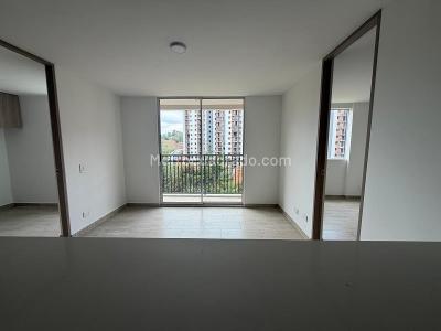 Apartamento de 2 alcobas en venta en El Porvenir, Rionegro, 48 m² · foto 3 de 10