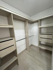 Apartamento de 3 alcobas en arriendo en Loma El Escobero, Envigado, 150 m² · foto 9 de 19