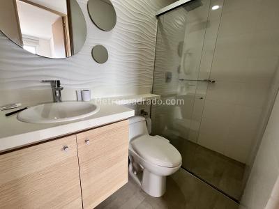 Apartamento de 2 alcobas en venta en El Trapiche, Sabaneta, 70 m² · foto 12 de 12