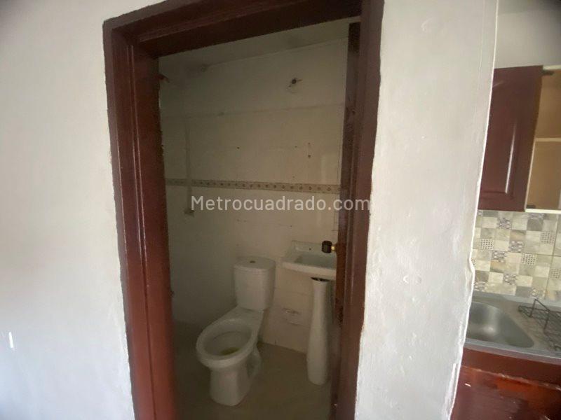 3BR Apartment in Sector Centro (68 m²) - 5
