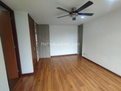 Apartamento de 3 alcobas en arriendo en El Poblado, Medellín, 140 m² · foto 12 de 20