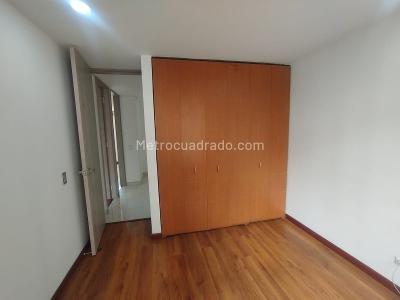Apartamento de 3 alcobas en arriendo en El Poblado, Medellín, 140 m² · foto 14 de 20