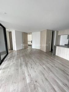 Apartamento de 2 alcobas en venta en El Poblado, Medellín, 75 m² · foto 7 de 19