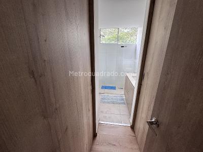 Apartamento de 3 alcobas en venta en El Trapiche, Sabaneta, 89 m² · foto 10 de 14