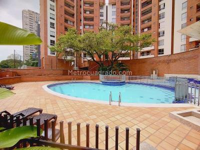 Apartamento en arriendo en Castropol, Medellín · foto 19 de 20