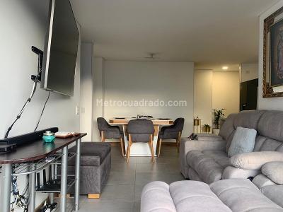Apartamento de 2 alcobas en arriendo en Colombia, Medellín, 78 m² · foto 6 de 20